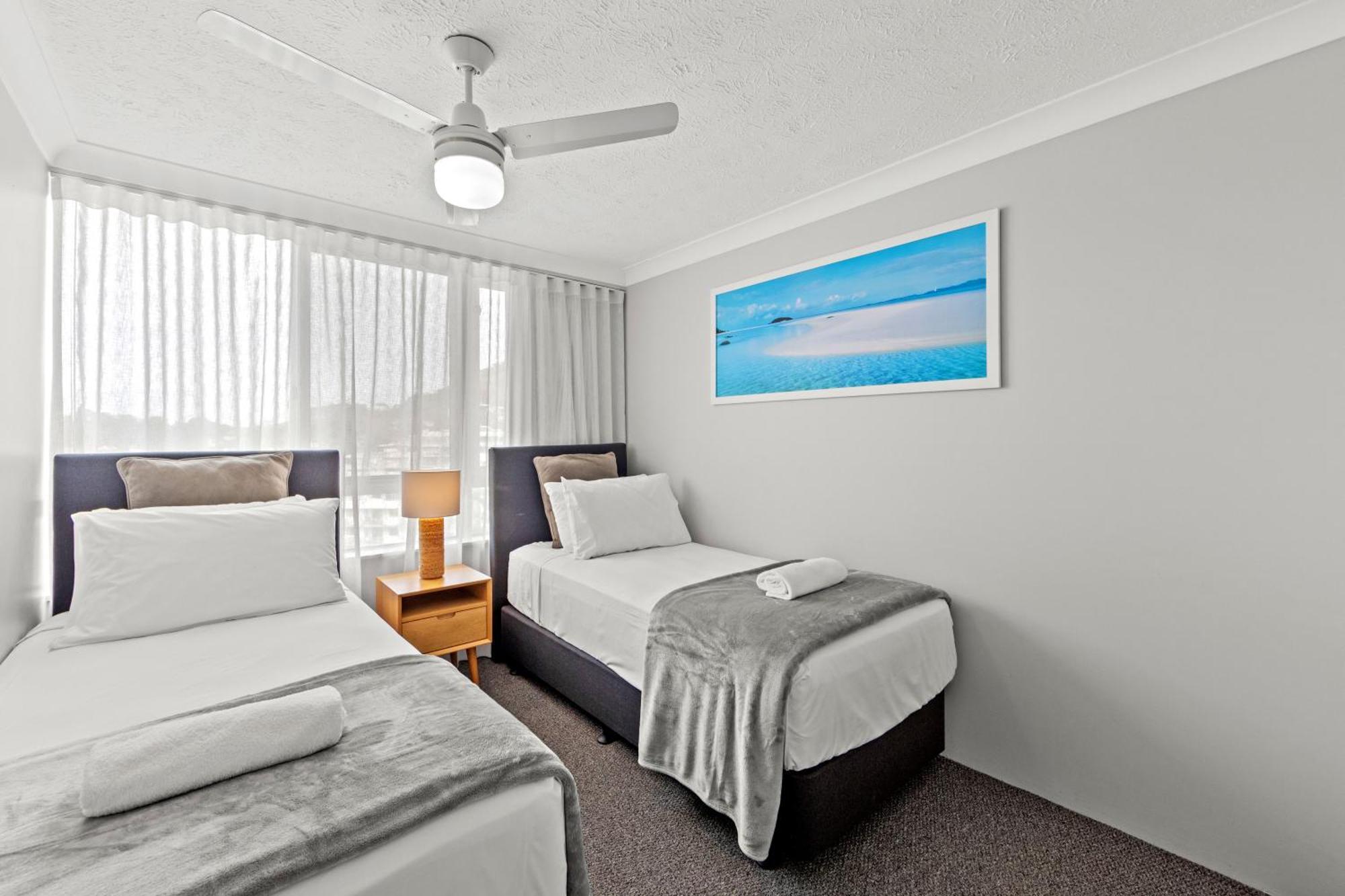 Burleigh Beach Tower Голд-Кост Номер фото