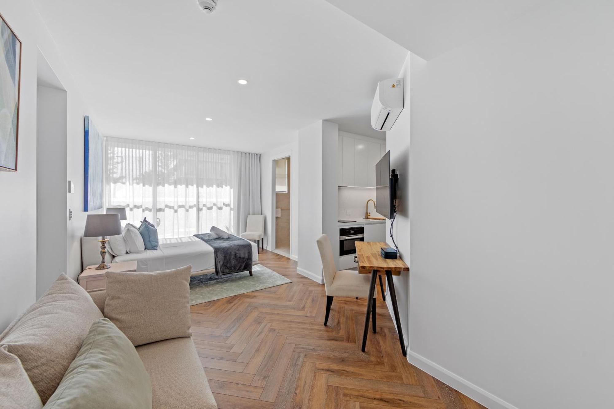 Burleigh Beach Tower Голд-Кост Номер фото