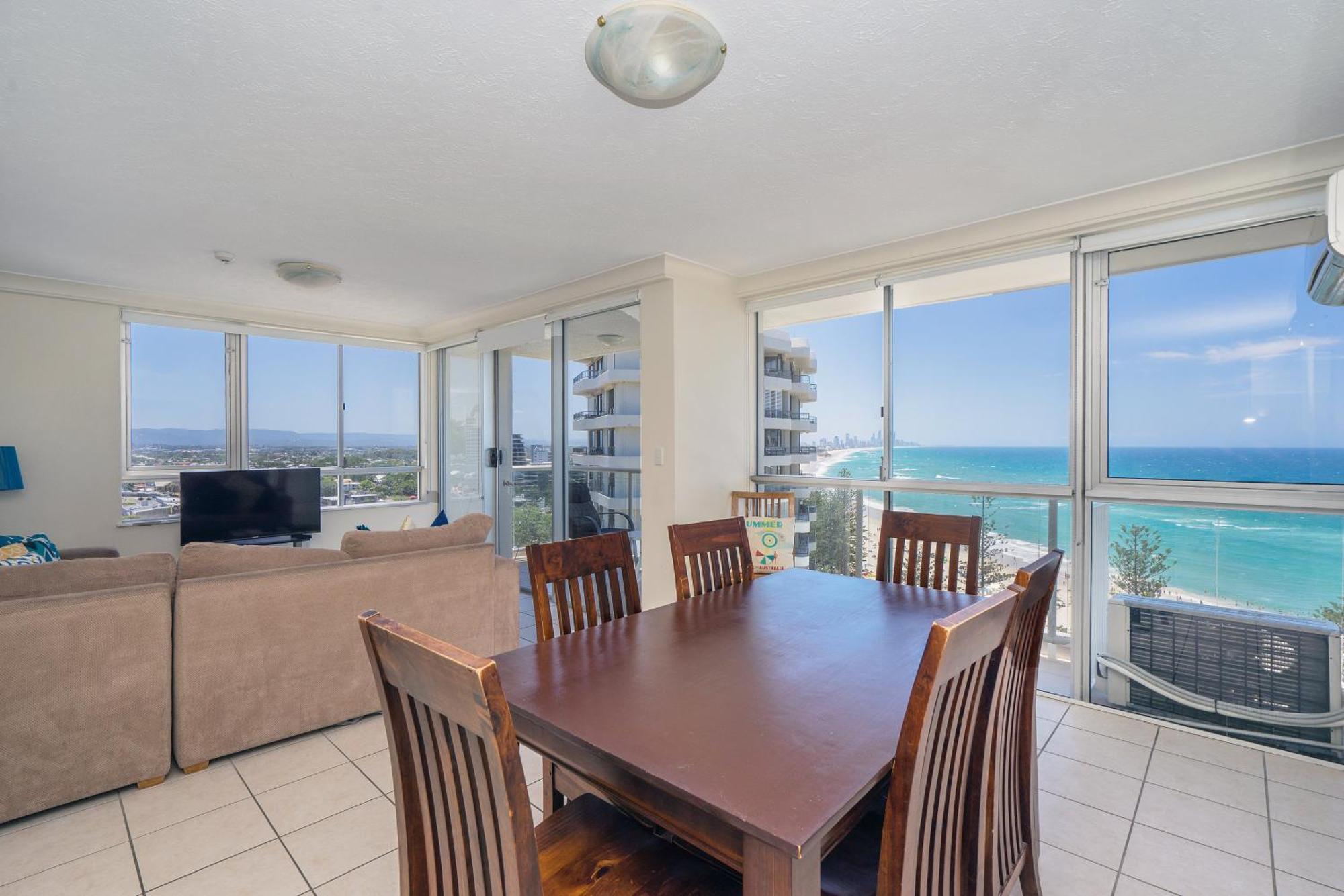 Burleigh Beach Tower Голд-Кост Номер фото